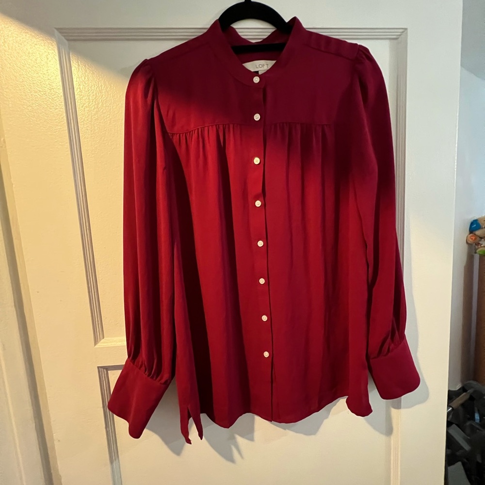 Loft long sleeve top.